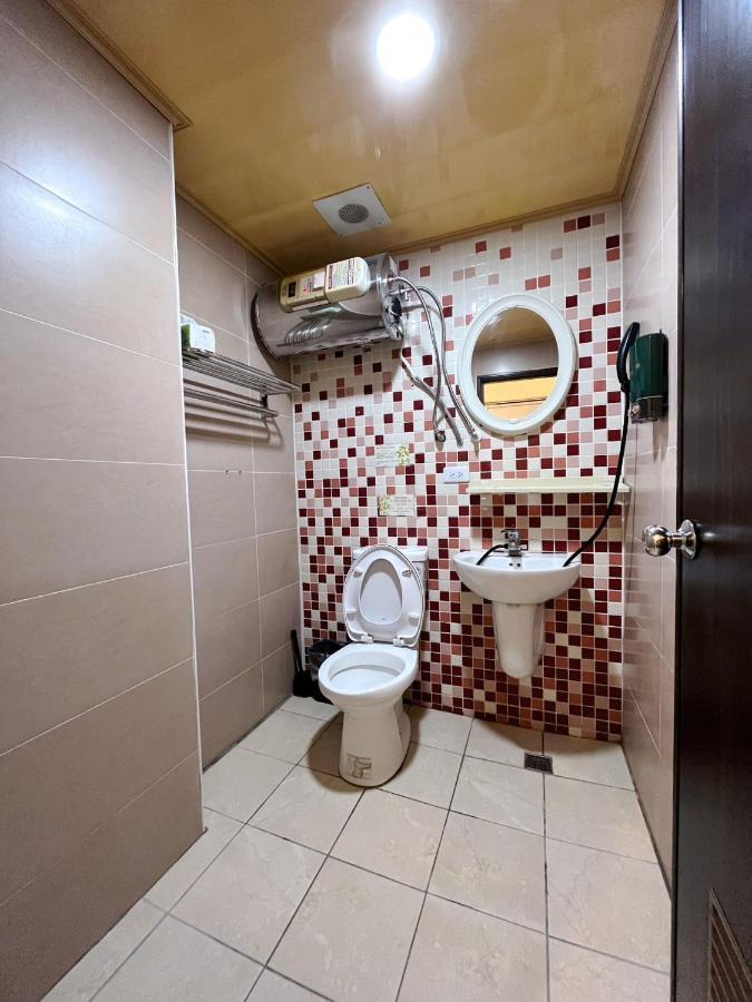 Fengchia Fun House Διαμέρισμα Ταϊχούνγκ Εξωτερικό φωτογραφία
